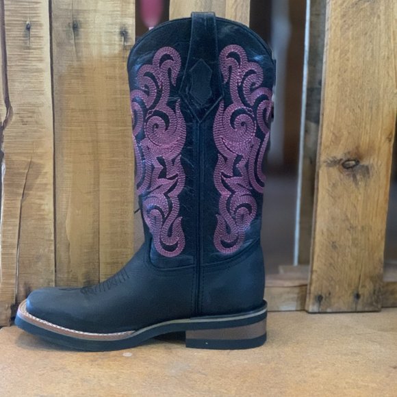 Womens Black Square Toe Boots (Maverick) - Picture 3 of 6